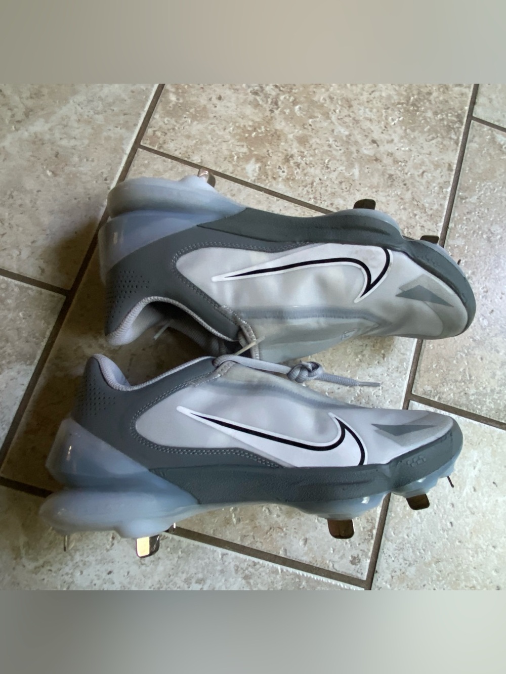 Nike Force Zoom Trout 8 Pro Cool Grey/White-Wolf Grey, Size 8, NWOB